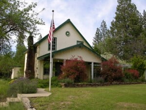 Meadow Creek Ranch Inn, a bed and breakfast near Yosemite National Park